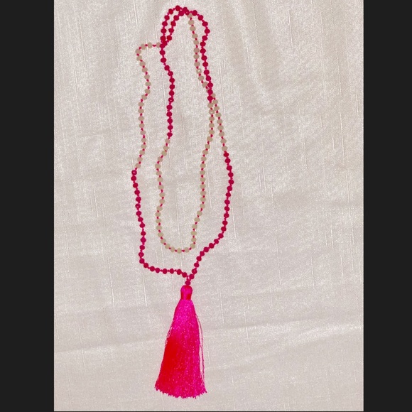 Jewelry - ✨Hot Pink Beaded Tassel Necklace